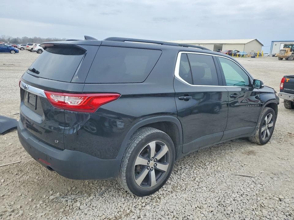 2020 CHEVROLET TRAVERSE LT 3