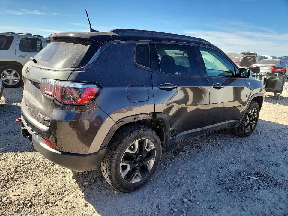 2017 JEEP COMPASS TRAILHAWK 3