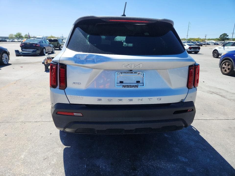 2022 KIA SORENTO LX 6