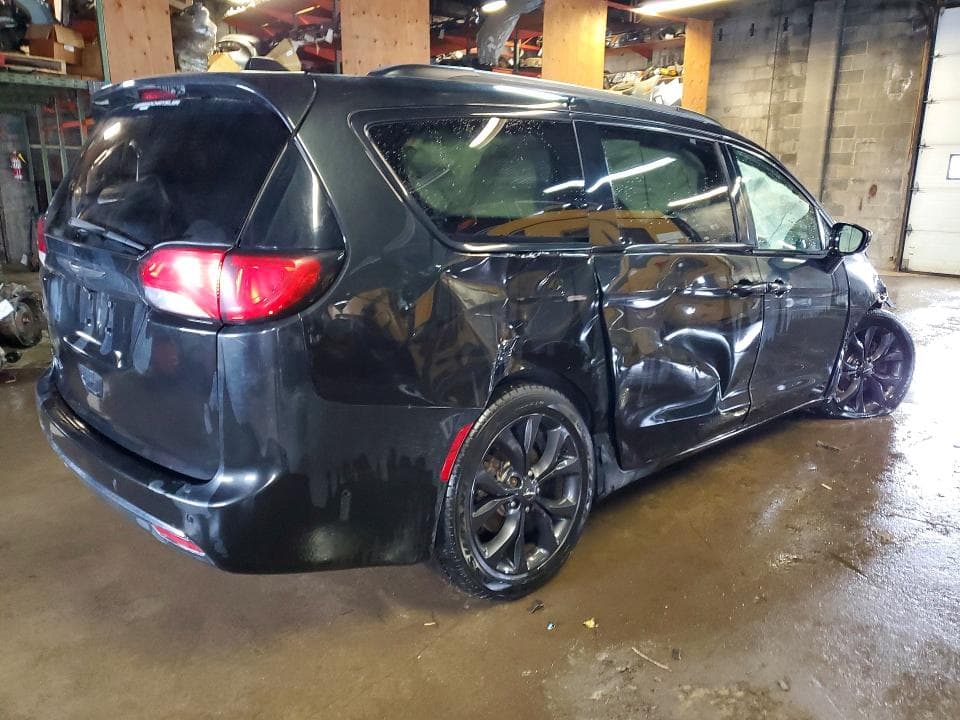 2019 CHRYSLER PACIFICA TOURING L PLUS 3
