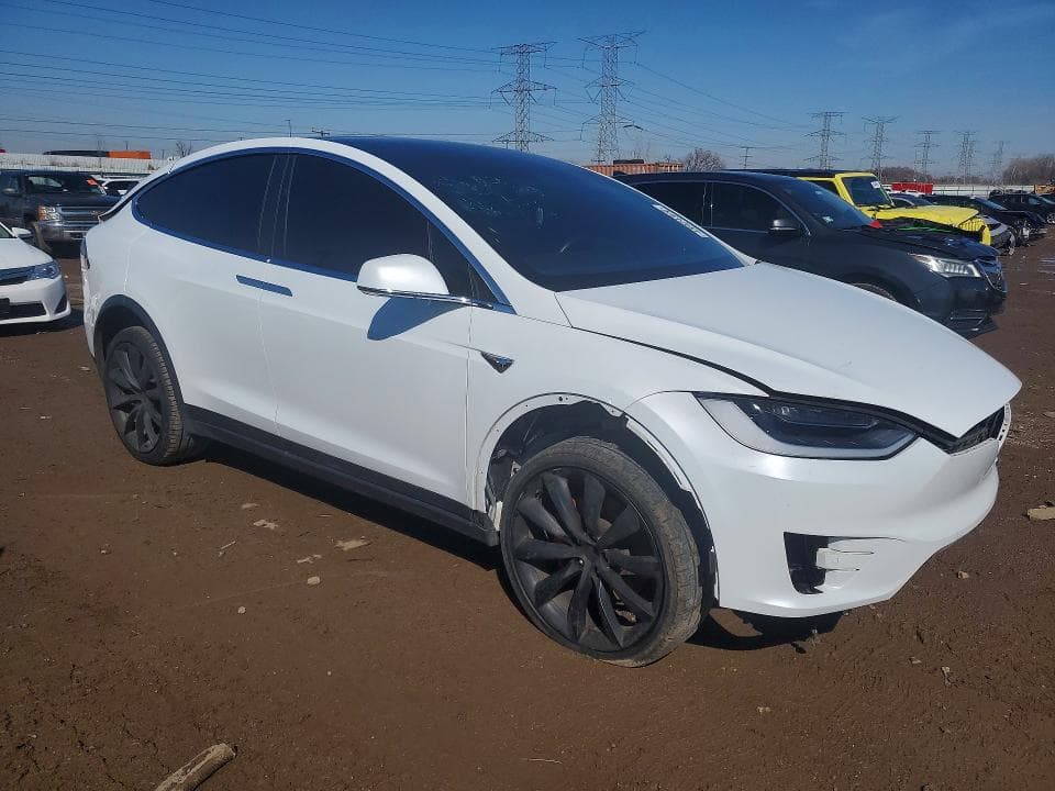 2018 TESLA MODEL X 4