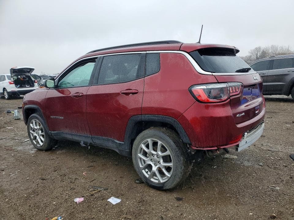 2022 JEEP COMPASS LATITUDE LUX 2