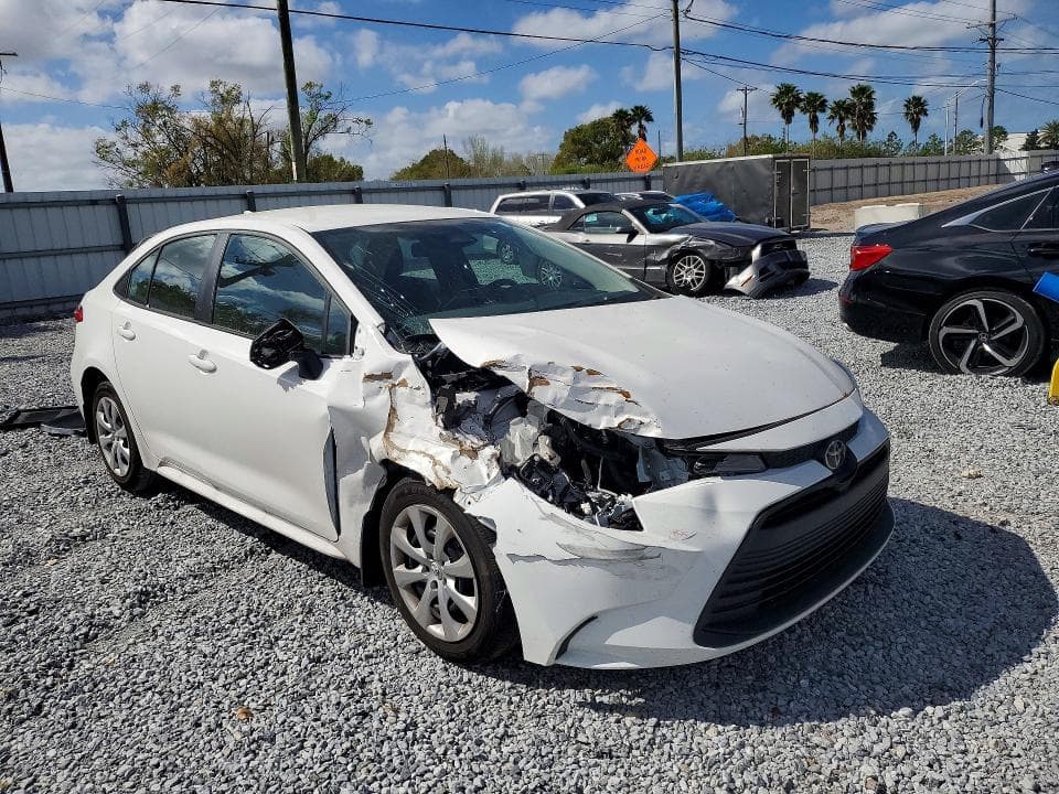 2025 TOYOTA COROLLA LE 4