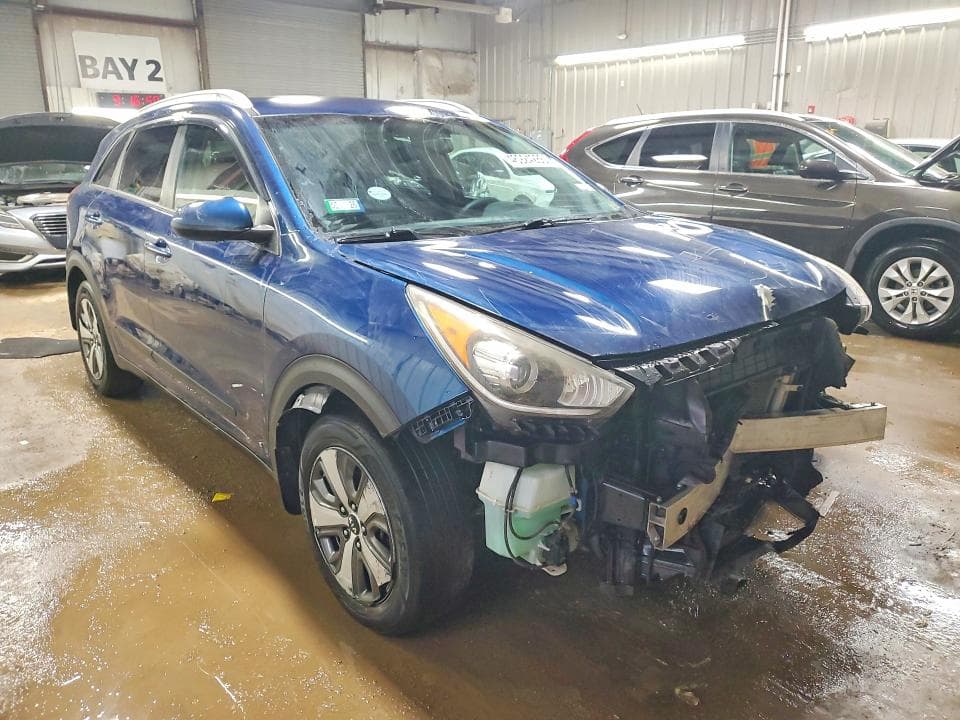 2018 KIA NIRO LX 4