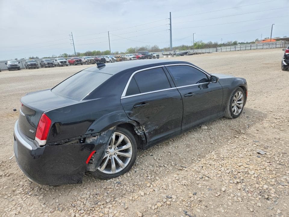 2020 CHRYSLER 300 TOURING 3