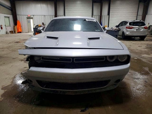 2019 DODGE CHALLENGER SXT 5