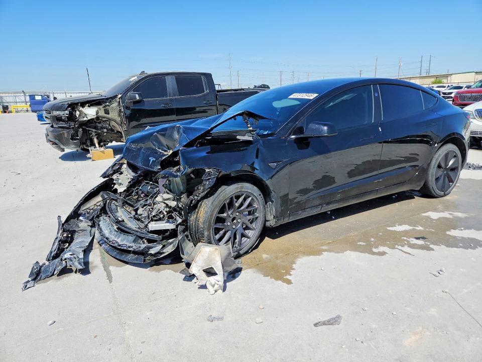 2025 TESLA MODEL 3 - 1