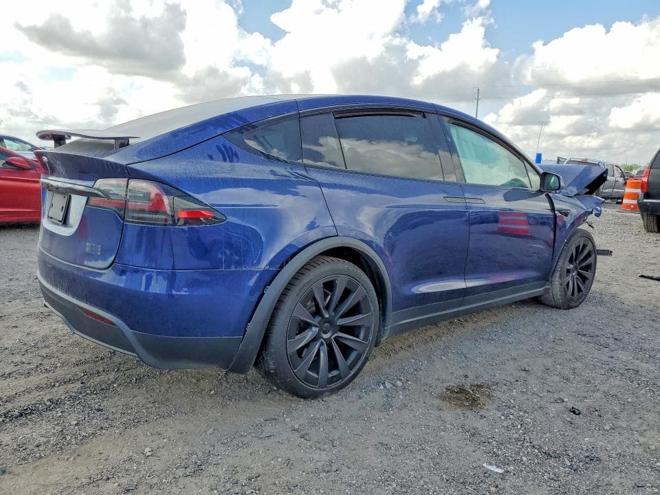 2022 TESLA MODEL X 3