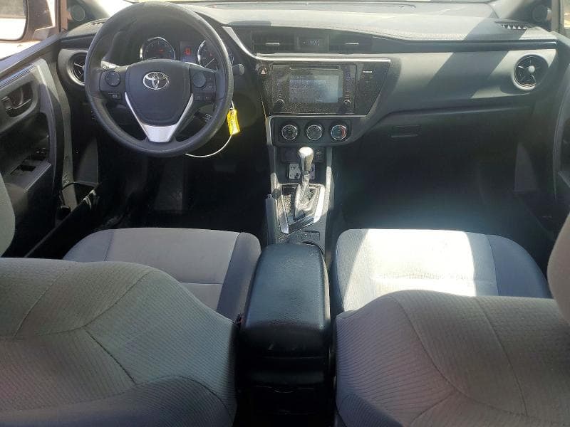 2017 TOYOTA COROLLA L 8