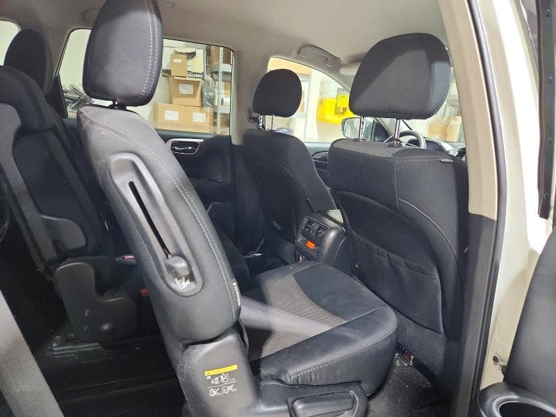 2018 NISSAN PATHFINDER SV 11