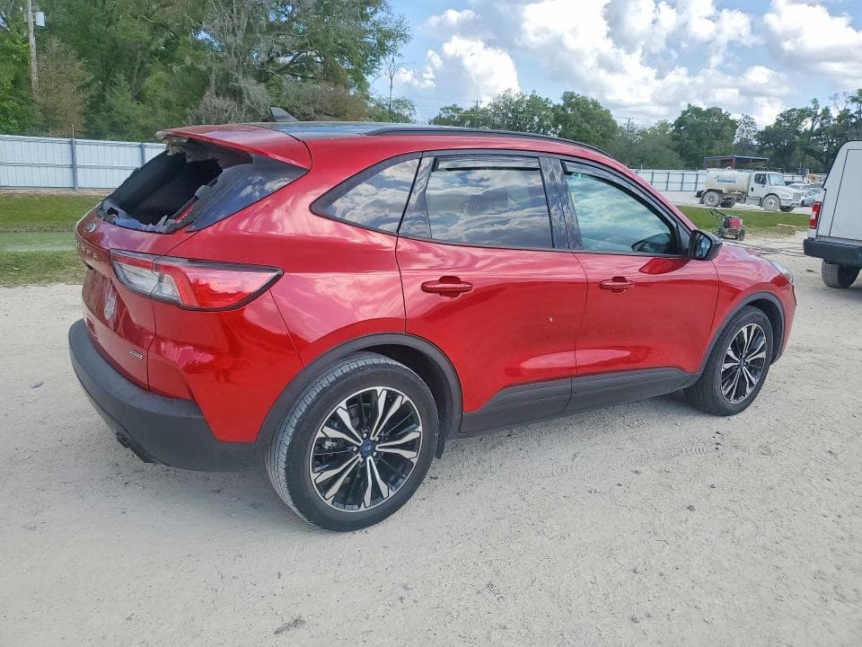 2021 FORD ESCAPE SE 3