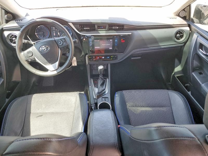 2018 TOYOTA COROLLA SE 8