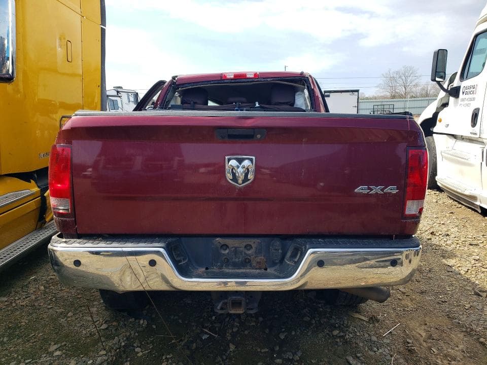 2018 RAM 3500 ST 6