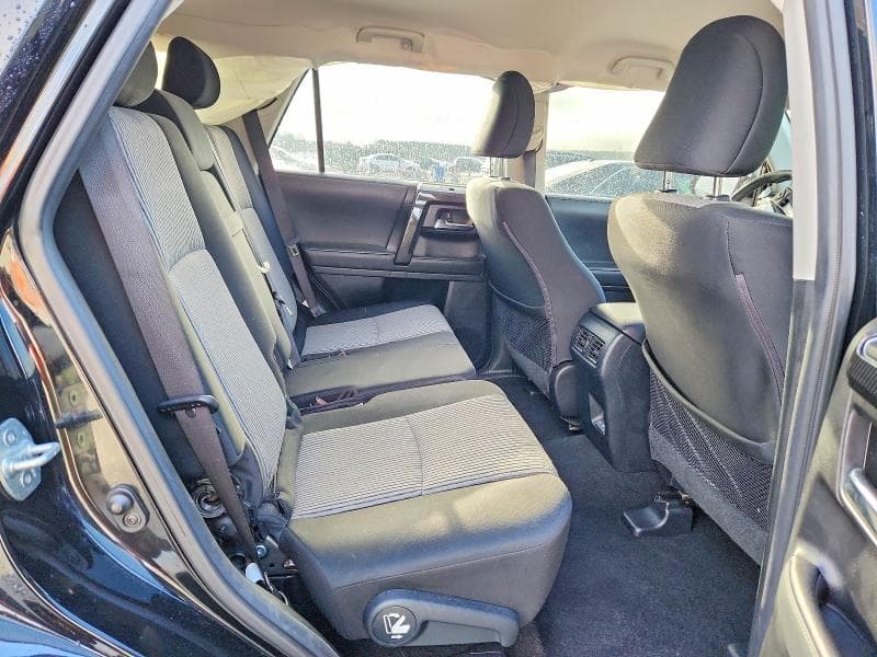 2023 TOYOTA 4RUNNER SR5 10