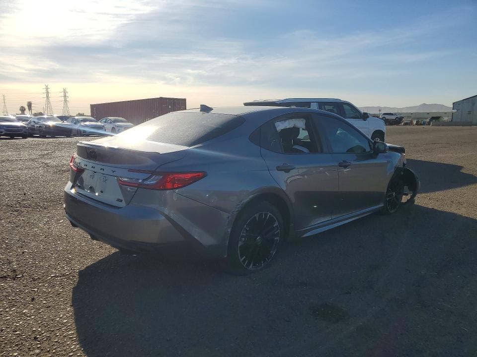 2026 TOYOTA CAMRY SE 3