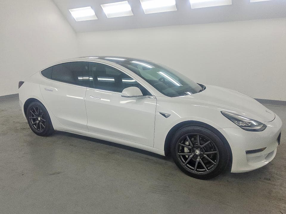 2019 TESLA MODEL 3 4