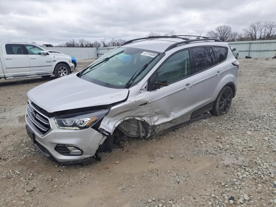 2018 FORD ESCAPE SE