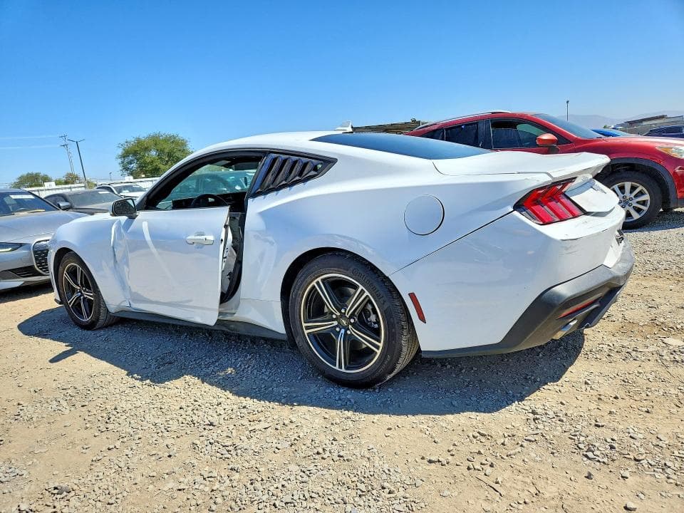 2025 FORD MUSTANG 2