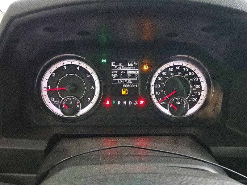 2019 RAM 1500 CLASSIC SLT 9