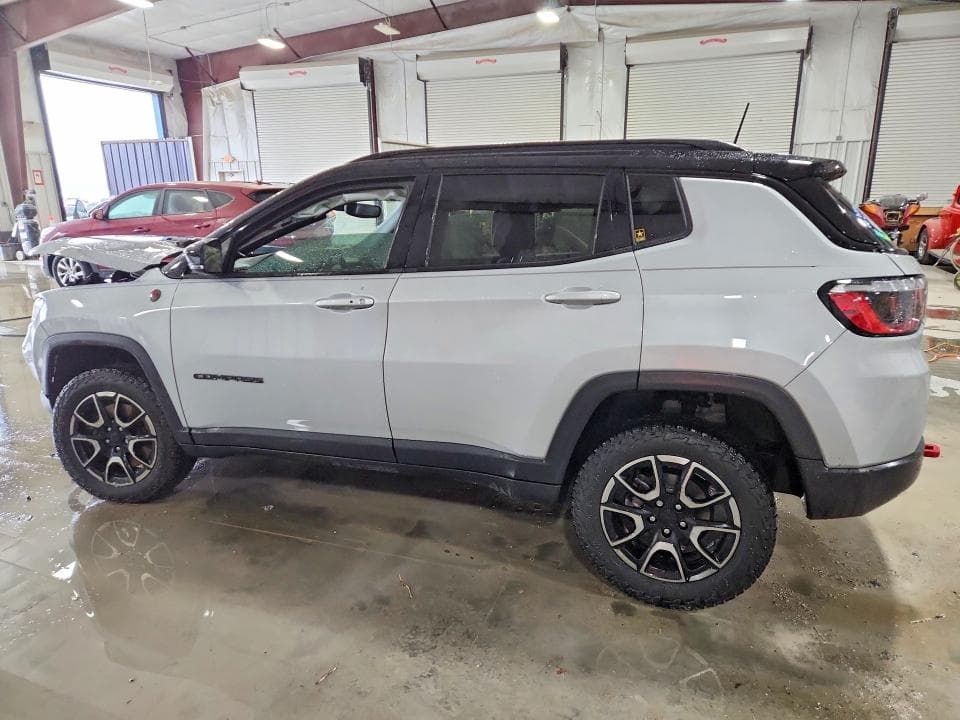 2024 JEEP COMPASS TRAILHAWK 2