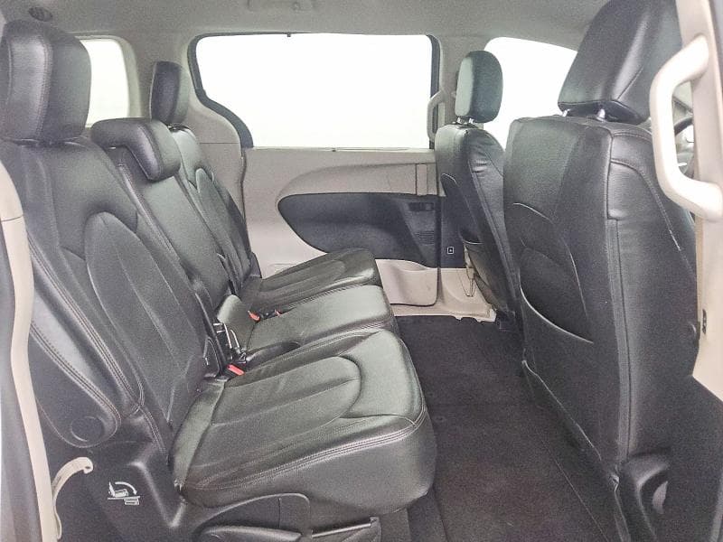 2018 CHRYSLER PACIFICA TOURING PLUS 11