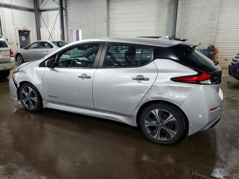2018 NISSAN LEAF SV 2