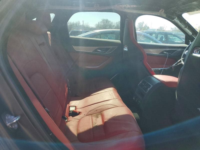 2021 JAGUAR F-PACE R-DYNAMIC S 10