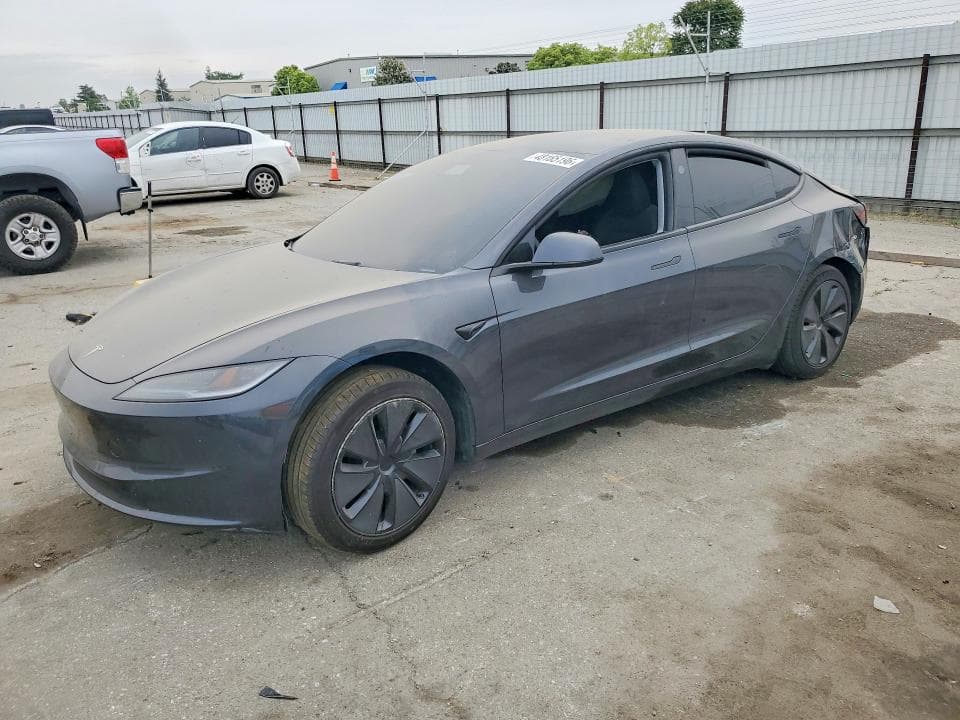 2025 TESLA MODEL 3 - 1