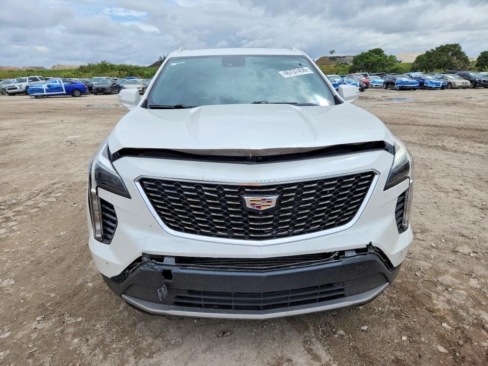 2022 CADILLAC XT4 PREMIUM LUXURY 5