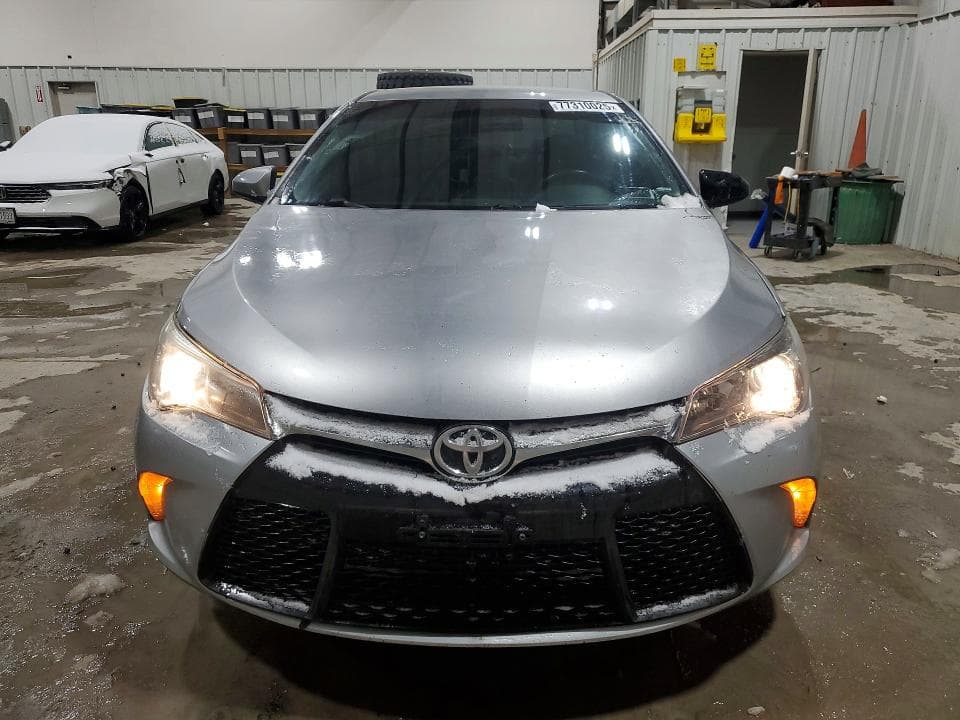 2017 TOYOTA CAMRY LE 5