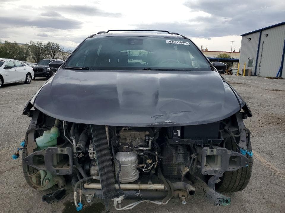 2018 CHRYSLER PACIFICA LIMITED 5