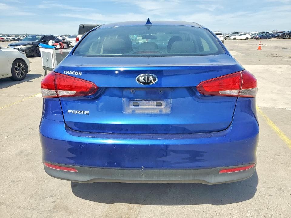 2018 KIA FORTE 6