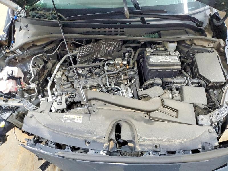 2025 TOYOTA COROLLA LE 11