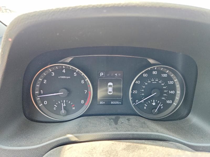 2018 HYUNDAI ELANTRA SEL 9