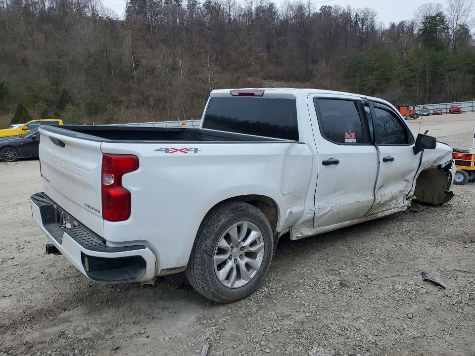 2025 CHEVROLET SILVERADO K1500 CUSTOM 3