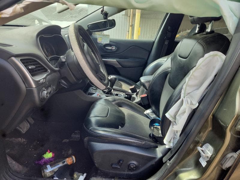 2019 JEEP CHEROKEE LATITUDE PLUS 7