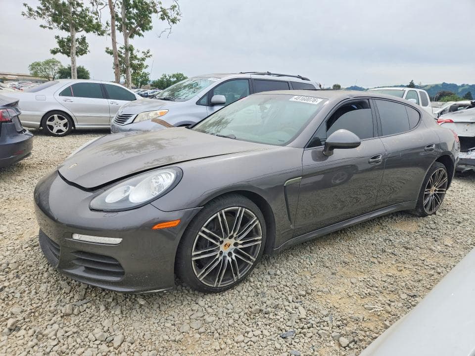 2015 PORSCHE PANAMERA 2 - 1