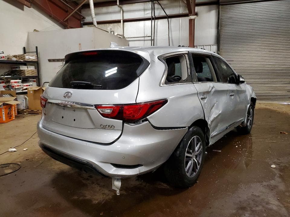 2017 INFINITI QX60 BASE 3