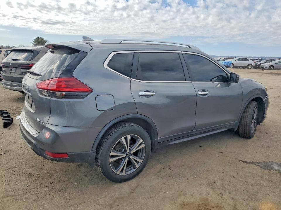 2019 NISSAN ROGUE SV 3