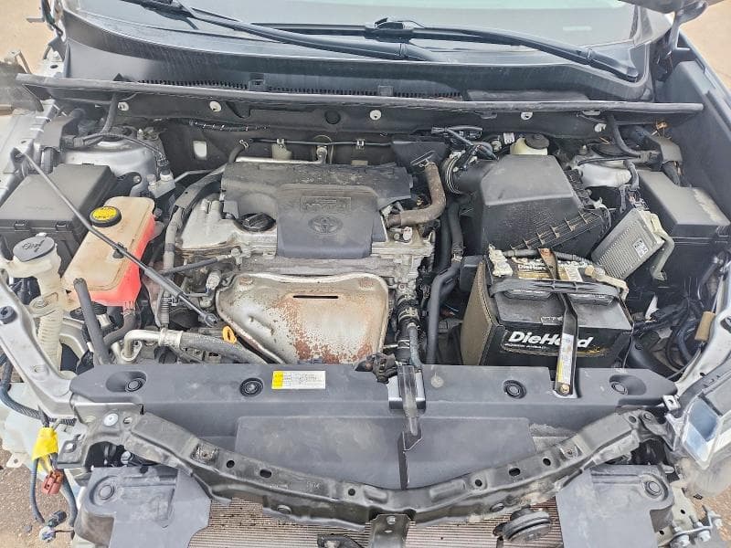 2017 TOYOTA RAV4 XLE 11