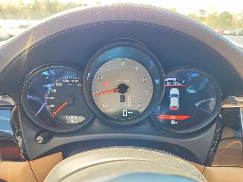 2018 PORSCHE MACAN S 9