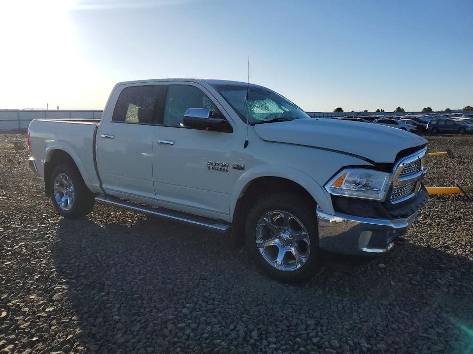 2017 RAM 1500 LARAMIE 4