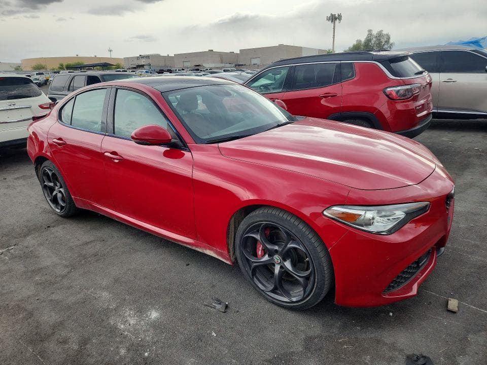 2018 ALFA ROMEO GIULIA TI Q4 4