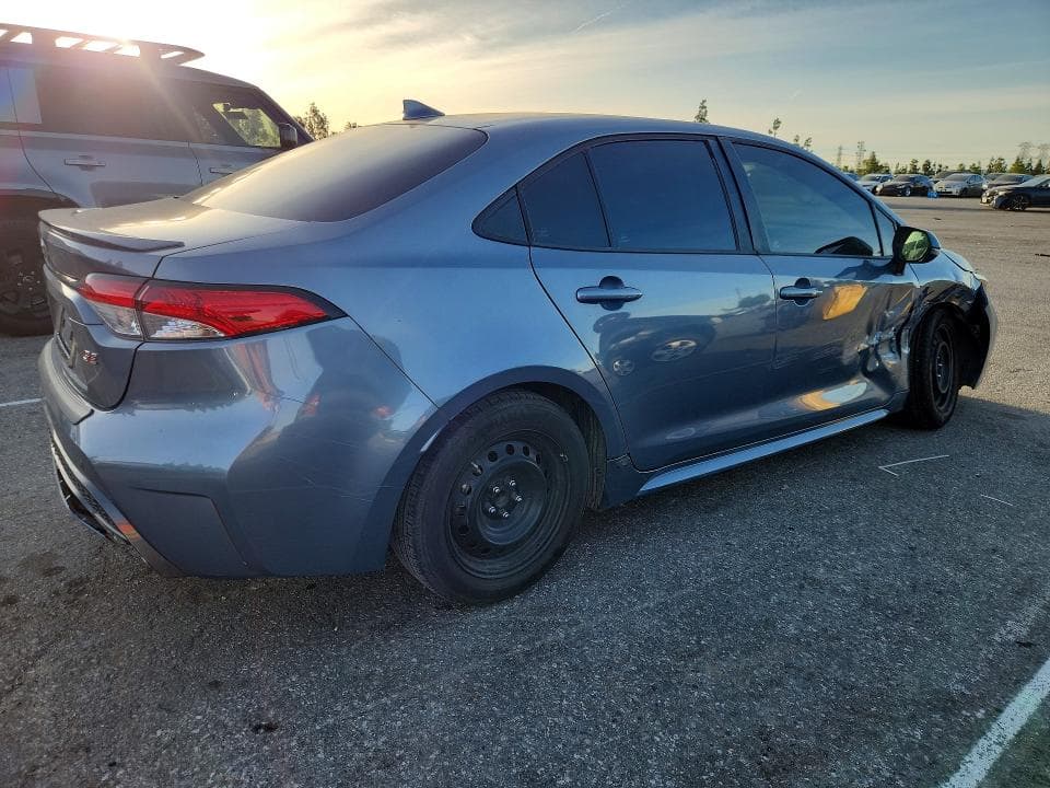 2021 TOYOTA COROLLA SE 3