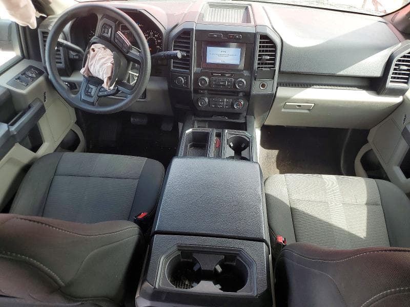 2017 FORD F150 SUPERCREW 8