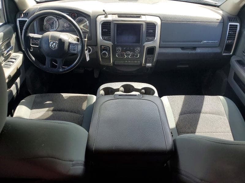 2019 RAM 1500 CLASSIC SLT 8