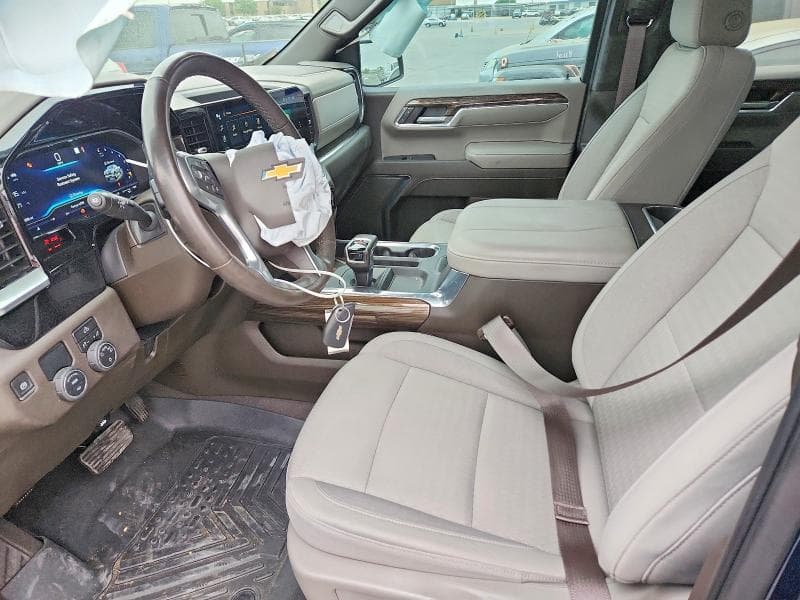 2023 CHEVROLET SILVERADO C1500 LT 7