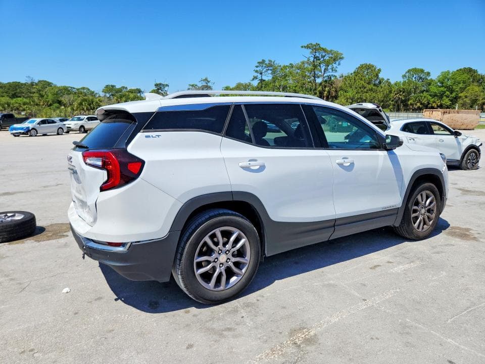 2023 GMC TERRAIN 3