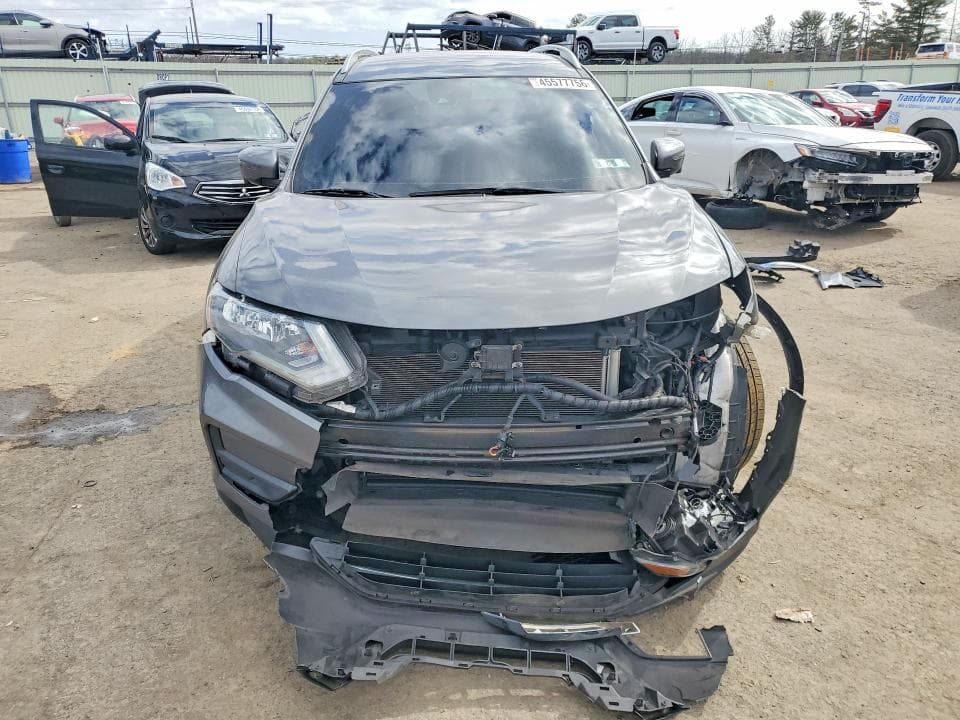 2019 NISSAN ROGUE SV 5