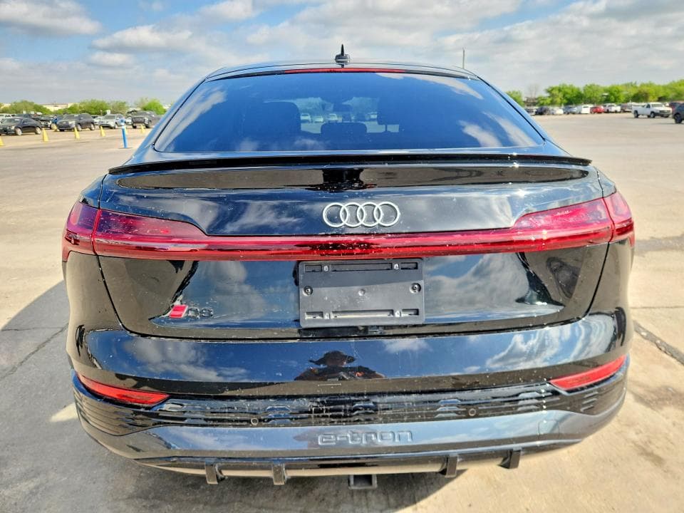 2024 AUDI Q8 E-TRON SPORTBACK PREMIUM PLUS 11